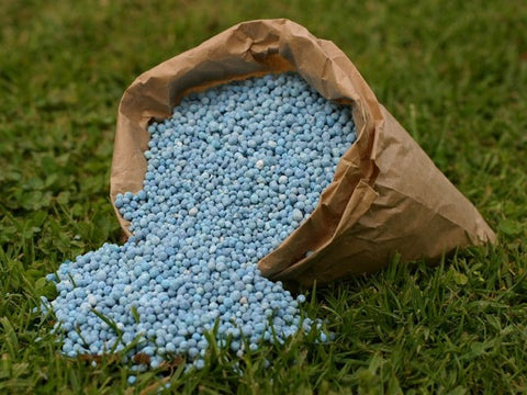 Potting Mixes, Soils & Fertilisers