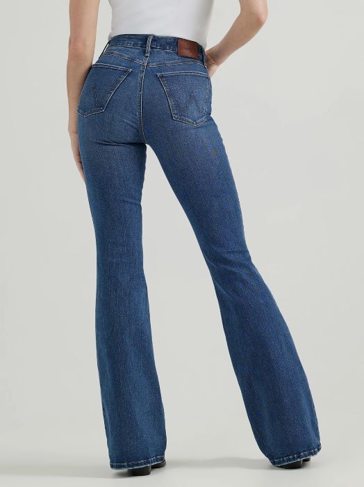 Wrangler Bespoke Hi Rise Flare 32" Leg Jean - Lily [sz:26]